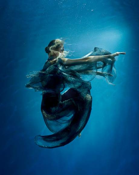 Zena Holloway e le sue visioni acquatiche