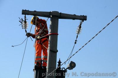 NOCELLE: rimosso palo Enel