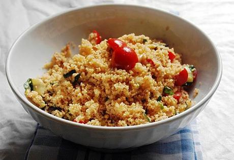 Primi: Cous cous con tonno, zucchine e pomodorini