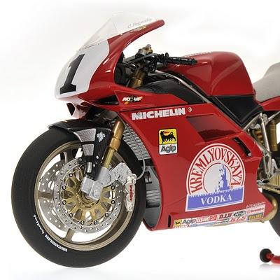 Ducati 916 C.Fogarty 1995 - Team Ducati Corse Virginio Ferrari by Minichamps