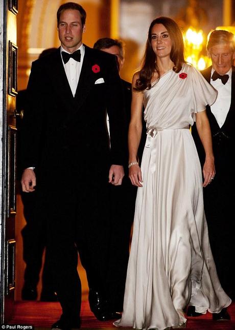 FASHION ICON | Kate Middleton in Jenny Packham @St. James Palace