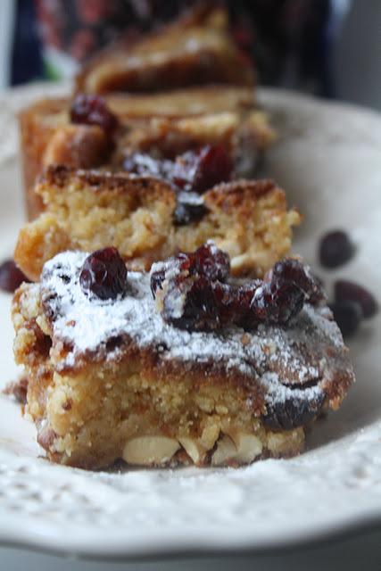 Brownies al cioccolato bianco.