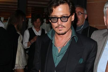 JHONNY DEPP UBRIACO A LONDRA