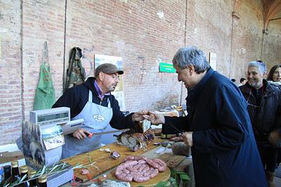 cronaca della prima domenica del tartufo 2011 a San Miniato