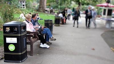 A LONDRA I PRIMI CESTINI PARLANTI