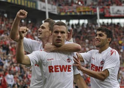 Podolski è il suggestivo obiettivo del calciomercato della Lazio