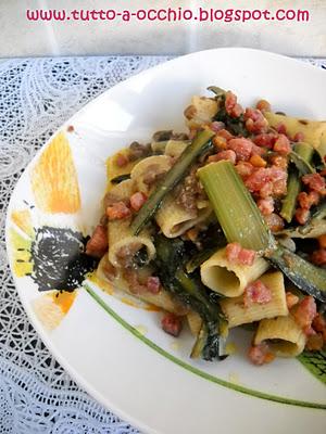 Profumi d'autunno - Rigatoni con lenticchie, cicoria e pancetta croccante