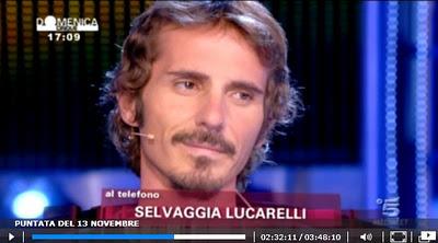 Domenica 5: Selvaggia Lucarelli interviene solerte contro Laerte (video)