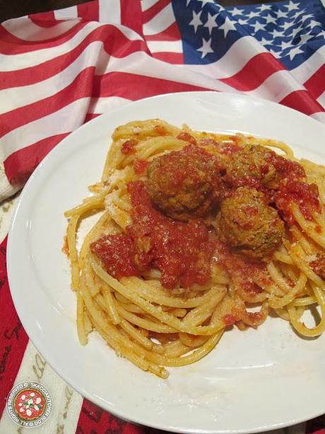 Spaghetti speciali con polpettine di carne