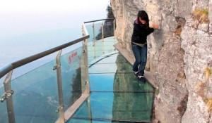 Skywalk sul precipizio