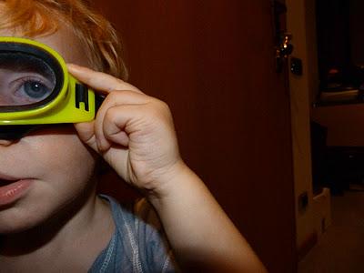 SUGLI OCCHIALETTI DA NUOTO SENZA IL NUOTO