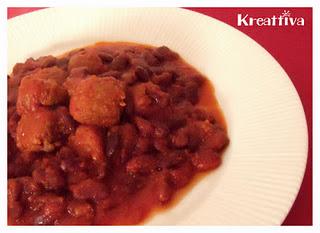 Salsiccia con fagioli kidney rossi