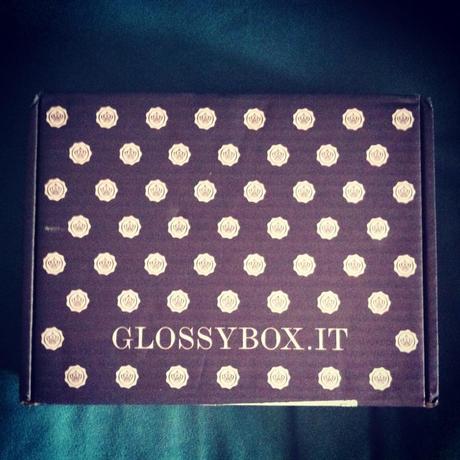 GlossyBox, la bellezza a casa tua [RECENSIONE]