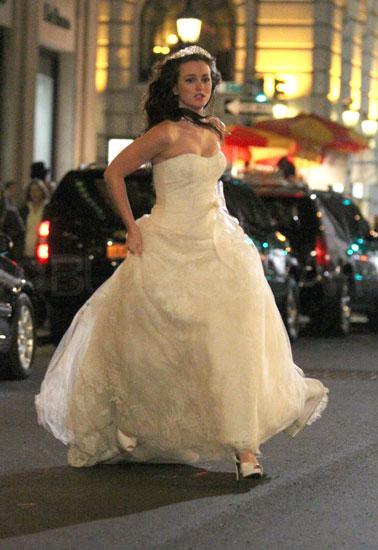 Michelle Trachtenberg vestita come Kate Middleton per Gossip Girl