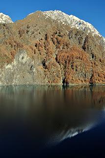 Colori del lago dell'alpe Cavalli.