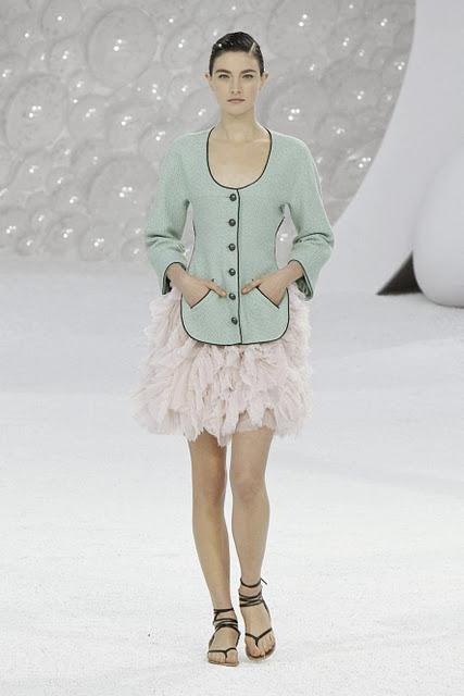 PFW:Chanel P/E 2012