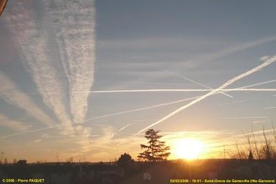 Venerdì 18 novebre si parla di Scie chimiche su radio IES di Roma