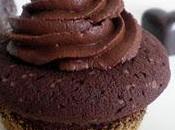 Cupcake base cioccolato glassa formaggio