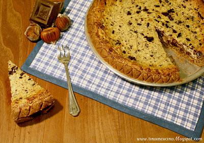 CROSTATA DI FARINA DI CASTAGNE CON RICOTTA, CIOCCOLATO E AMARETTI