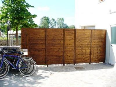 frangivento in legno