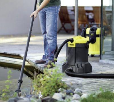 macchinario per pulizia piscina