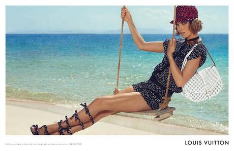 Arizona Muse Nella Campagna Pubblicitaria di Louis Vuitton Resort 2012