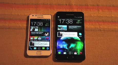 Samsung Galaxy Note Vs Galaxy S2 : Video hands-on