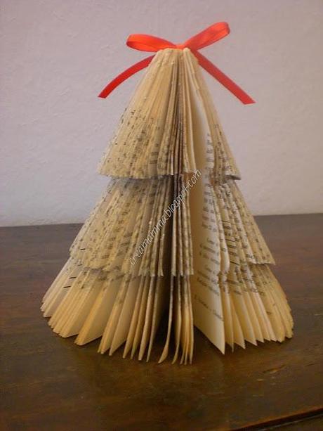 Da libro ad alberello di Natale!