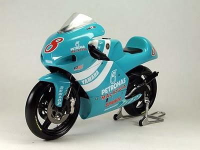 Yamaha YZR 250 N.Matsudo 2001 by AEautomodel