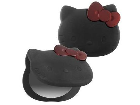 BEAUTY | Hello Kitty Film Noir Collection by Sephora per il Natale 2011