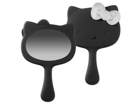 BEAUTY | Hello Kitty Film Noir Collection by Sephora per il Natale 2011