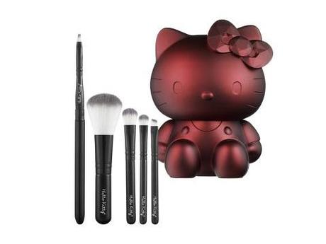 BEAUTY | Hello Kitty Film Noir Collection by Sephora per il Natale 2011
