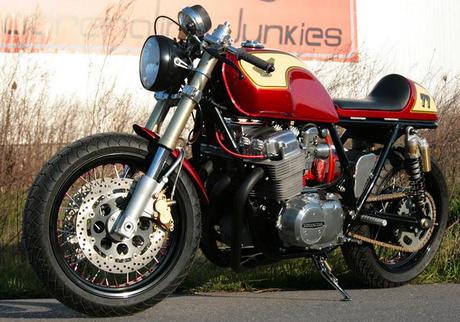 CB 750 K7 Cafe Racer