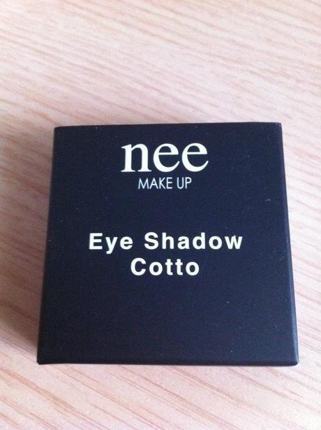 Nee Make Up : Lipstick Red Star e Ombretto Cotto Nero Review