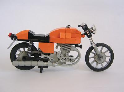 Photo #132 - Laverda SF 750 Lego!