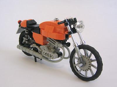 Photo #132 - Laverda SF 750 Lego!