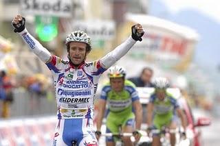 Primo colpo di ciclomercato: Scarponi alla Lampre