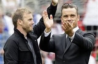 Robbie Williams e Gary Barlow, Duetto Gay alla Brokeback Mountain