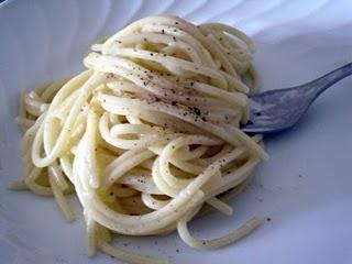 Spaghetti cacio e pepe