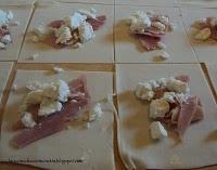 sfogliatine con prosciutto cotto, caprino e feta