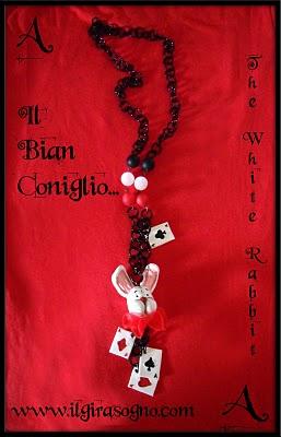 COLLANA BIAN CONIGLIO - NECKLACE WHITE RABBIT IN WONDERLAND OOAK