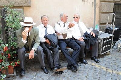 New Pics: Quando, Quando, Quando – © Dolce&Gabbana; Motion Pictures