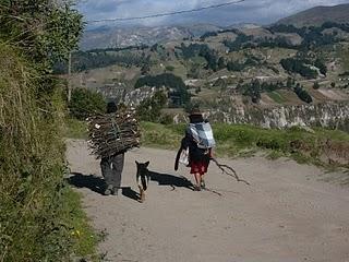 Quilotoa: montagne, turismo e poverta'