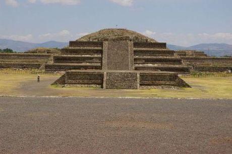 Un tunnel inesplorato sotto il Tempio di Quetzalcoatl