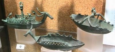 Bronze Age - Aspetti formali delle navicelle bronzee nuragiche 2° parte  - Ancient boat