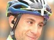 Ragazzo, facci sorridere!