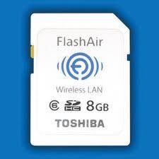 Flashair la prima micro SDHC WiFi marcata Toshiba