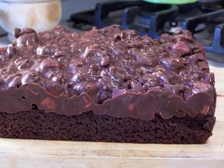 Circolo di Lettura & Dolcezze: Rocky Road Chocolate Cake