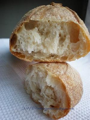 Spigona di pane con licoli