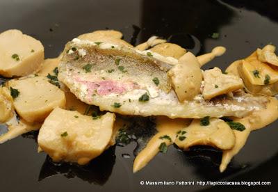 Mare e monti: filetto di Gallinella con funghi porcini su crema di parmigiano reggiano DOP e tartufo